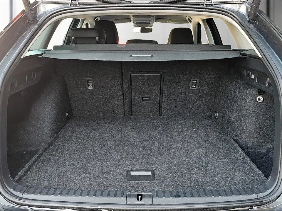 Skoda Octavia Combi 1.5 TSI mHEV 85 kW Selection | Bild 16 von 22