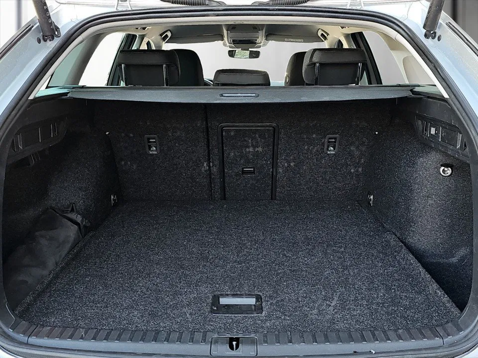 Skoda Octavia Combi 1.5 TSI Selection | Bild 21 von 23