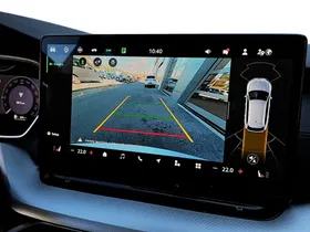 Skoda Octavia Combi 1.5 TSI Selection | Thumbnail 16 von 23