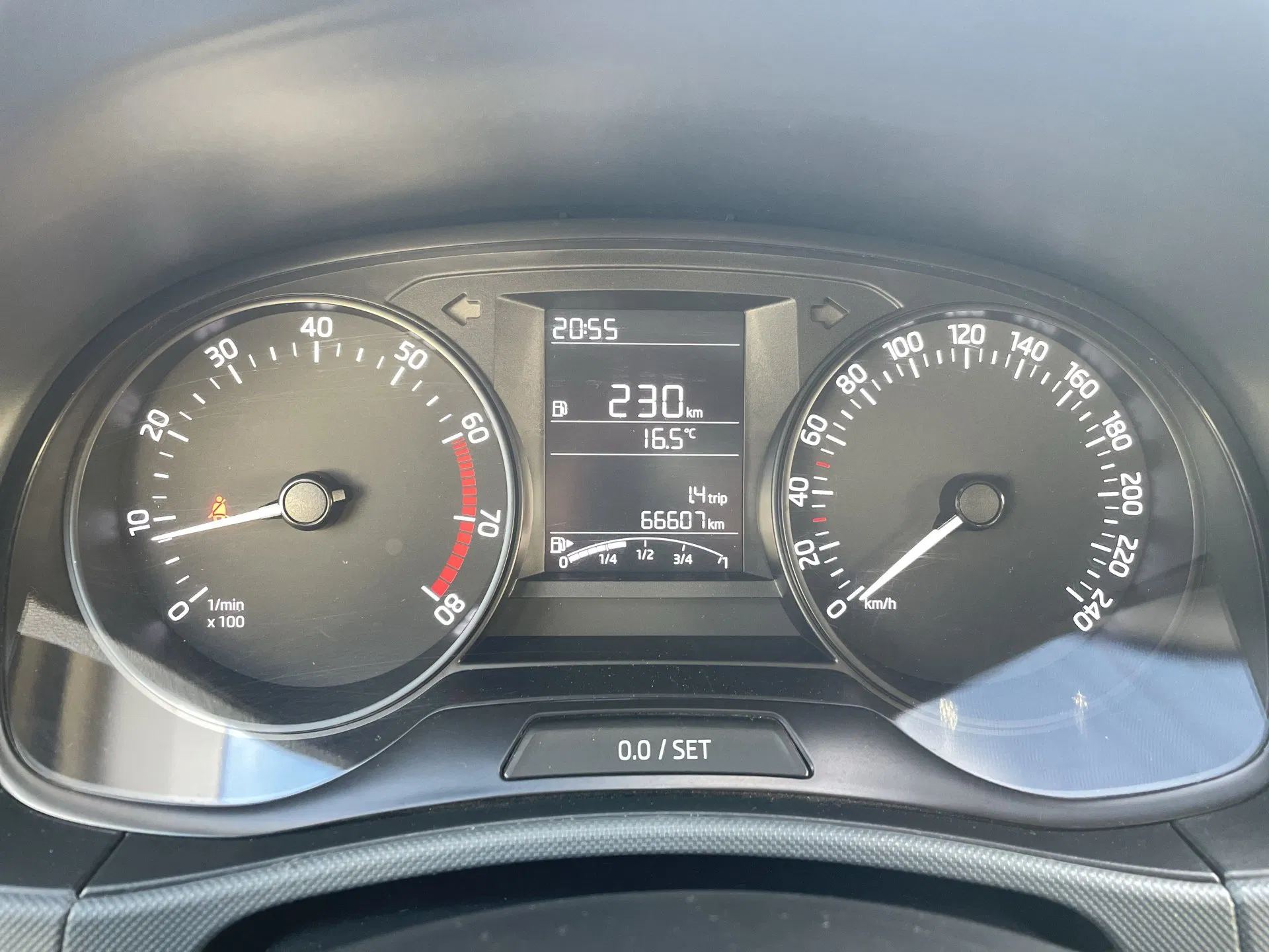 Skoda Fabia Combi 1.0 MPI Green tec Active | Bild 9 von 17