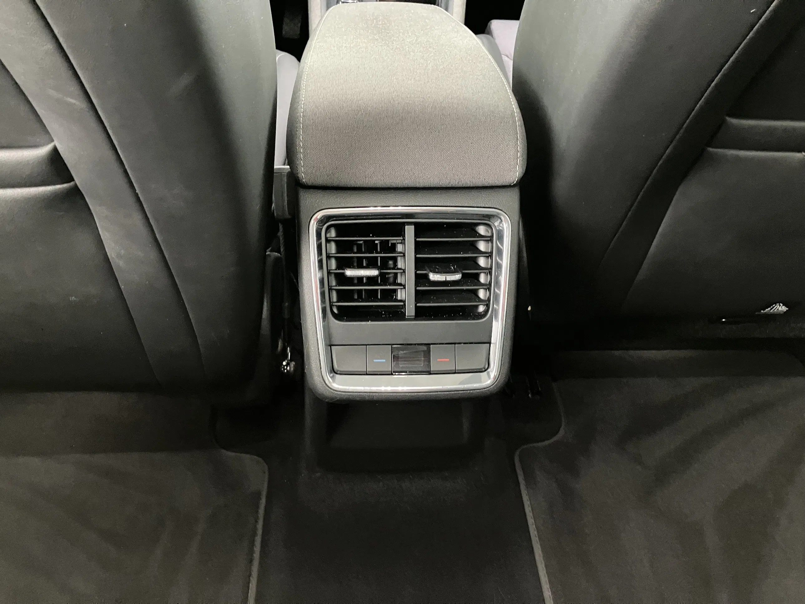 Skoda Enyaq iV 60 Loft | Bild 23 von 31