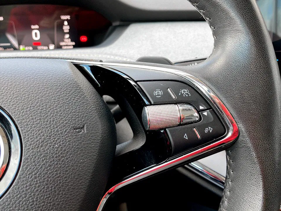 Skoda Enyaq iV 80 Lounge | Bild 21 von 26