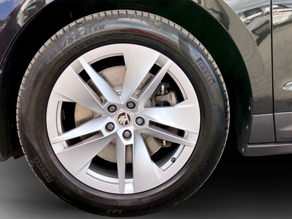 Skoda Enyaq iV 80 Lounge | Bild 6 von 26