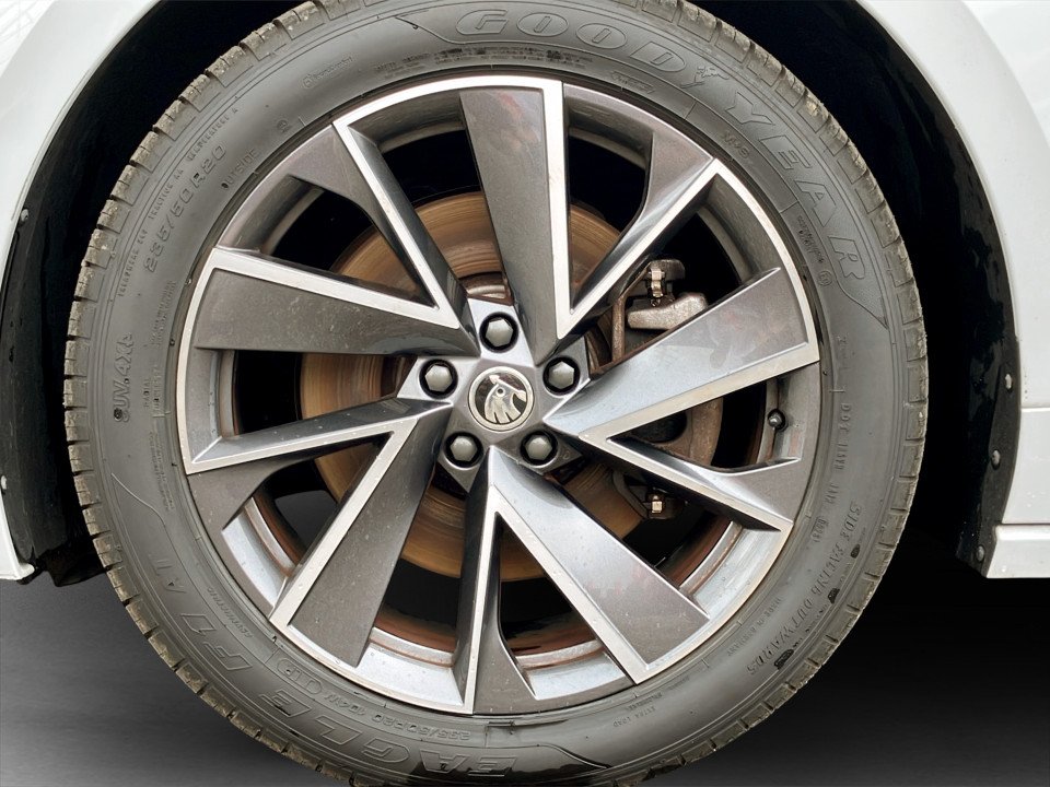 Skoda Enyaq iV 80 Sportline | Bild 6 von 7