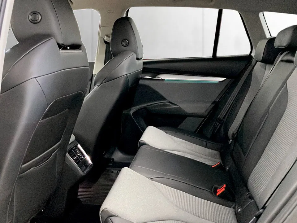 Skoda Enyaq iV 80 Loft | Bild 18 von 30