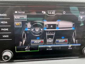 Skoda Karoq 2.0 TDI Sportline DSG | Thumbnail 19 von 19