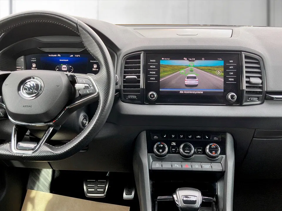 Skoda Karoq 2.0 TDI Sportline DSG | Bild 10 von 18