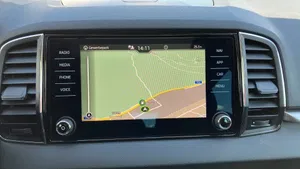 Skoda Karoq 2.0 TDI Ambition | Thumbnail 10 von 26
