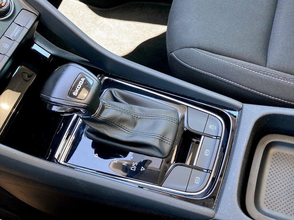 Skoda Karoq 2.0 TDI Ambition | Bild 17 von 26