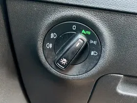 Skoda Karoq 2.0 TDI Ambition | Thumbnail 23 von 26