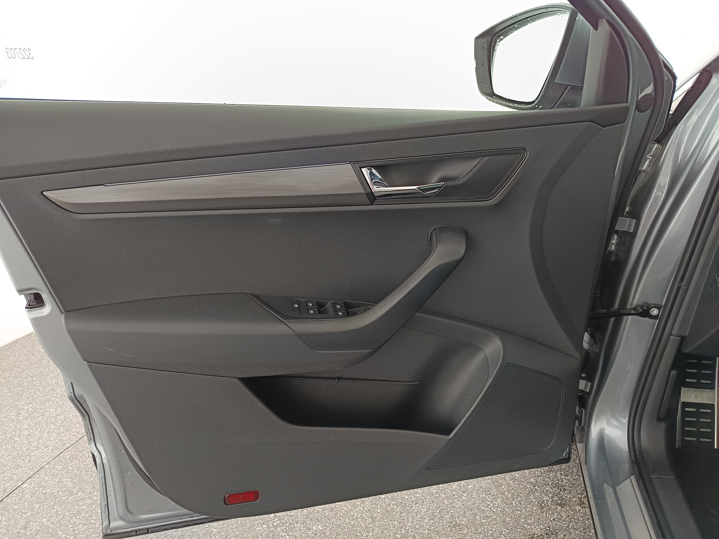 Skoda Karoq 2.0 TDI Ambition SC | Bild 10 von 30