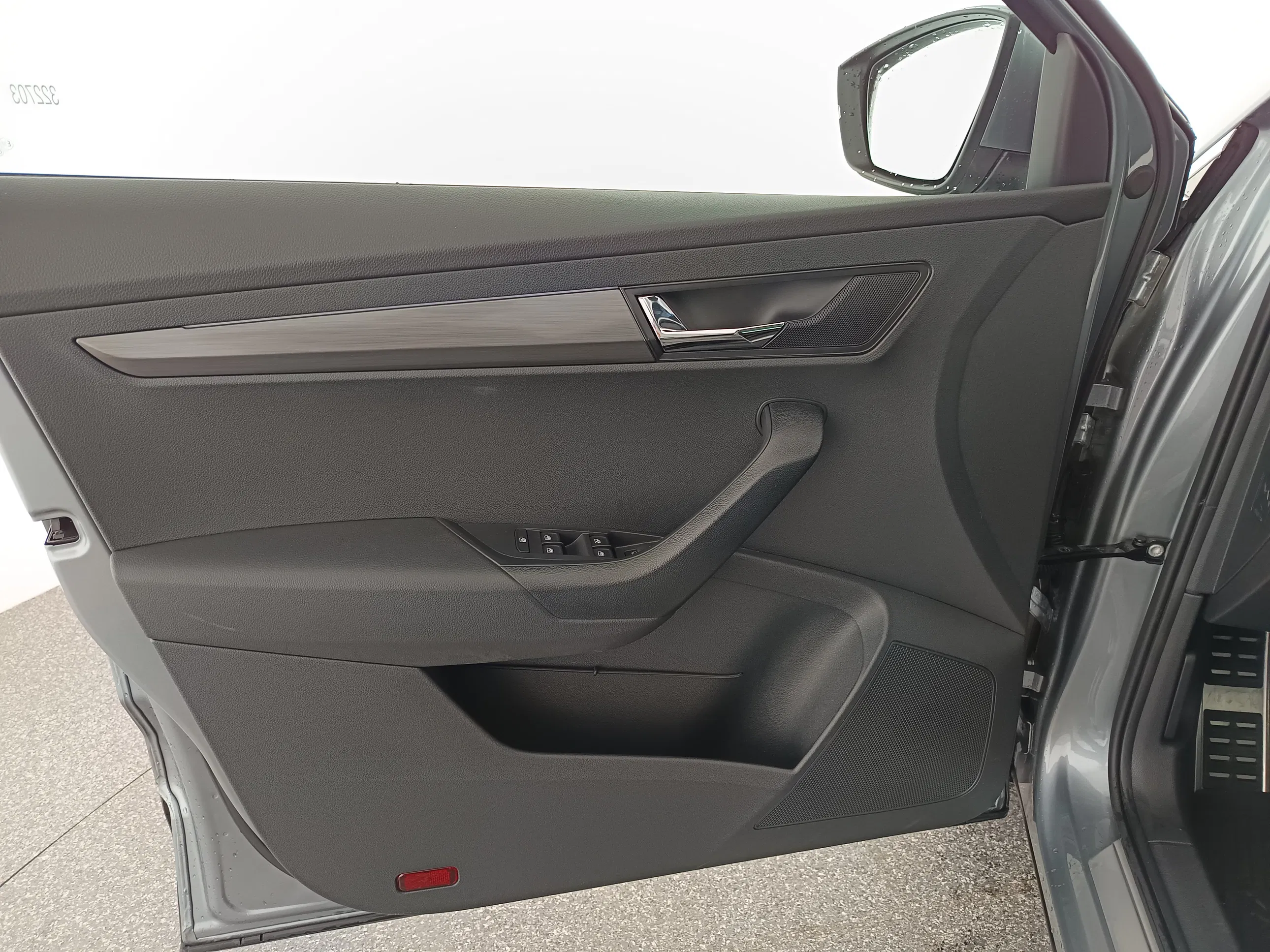 Skoda Karoq 2.0 TDI Ambition SC | Bild 10 von 30