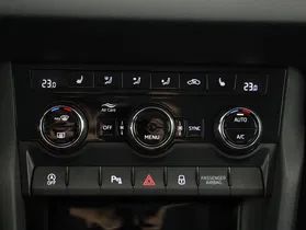 Skoda Karoq 2.0 TDI Ambition | Thumbnail 18 von 26