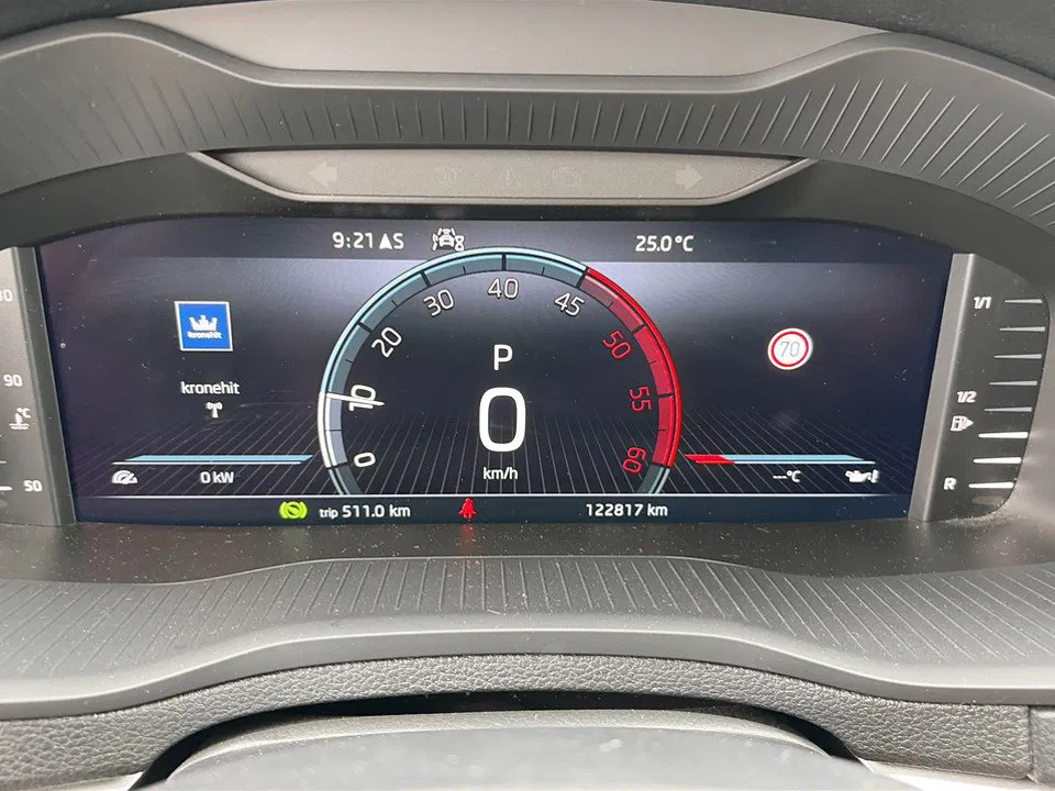 Skoda Karoq 2.0 TDI Ambition | Bild 12 von 23
