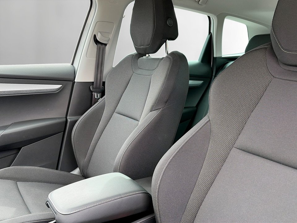 Skoda Karoq 2.0 TDI Ambition | Bild 17 von 23