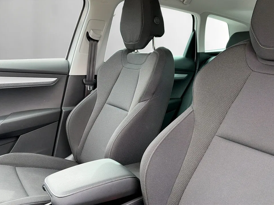 Skoda Karoq 2.0 TDI Ambition | Bild 17 von 23