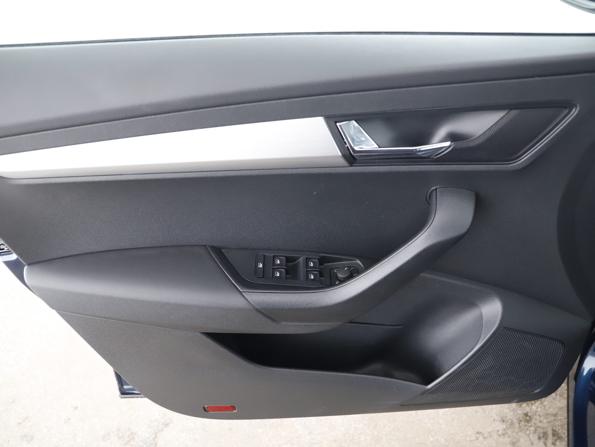 Skoda Karoq 2.0 TDI Ambition | Bild 16 von 22