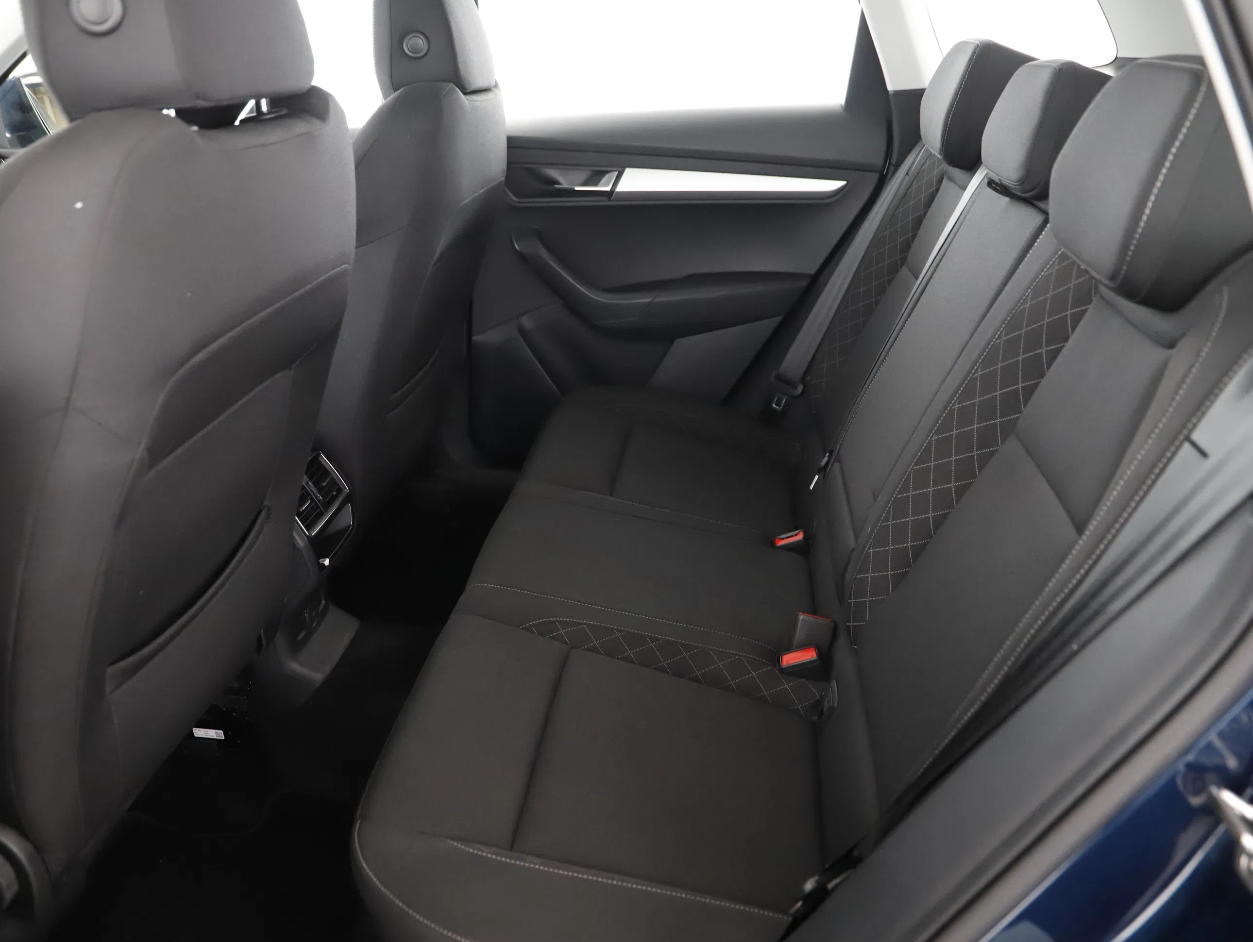 Skoda Karoq 2.0 TDI Ambition | Bild 2 von 22