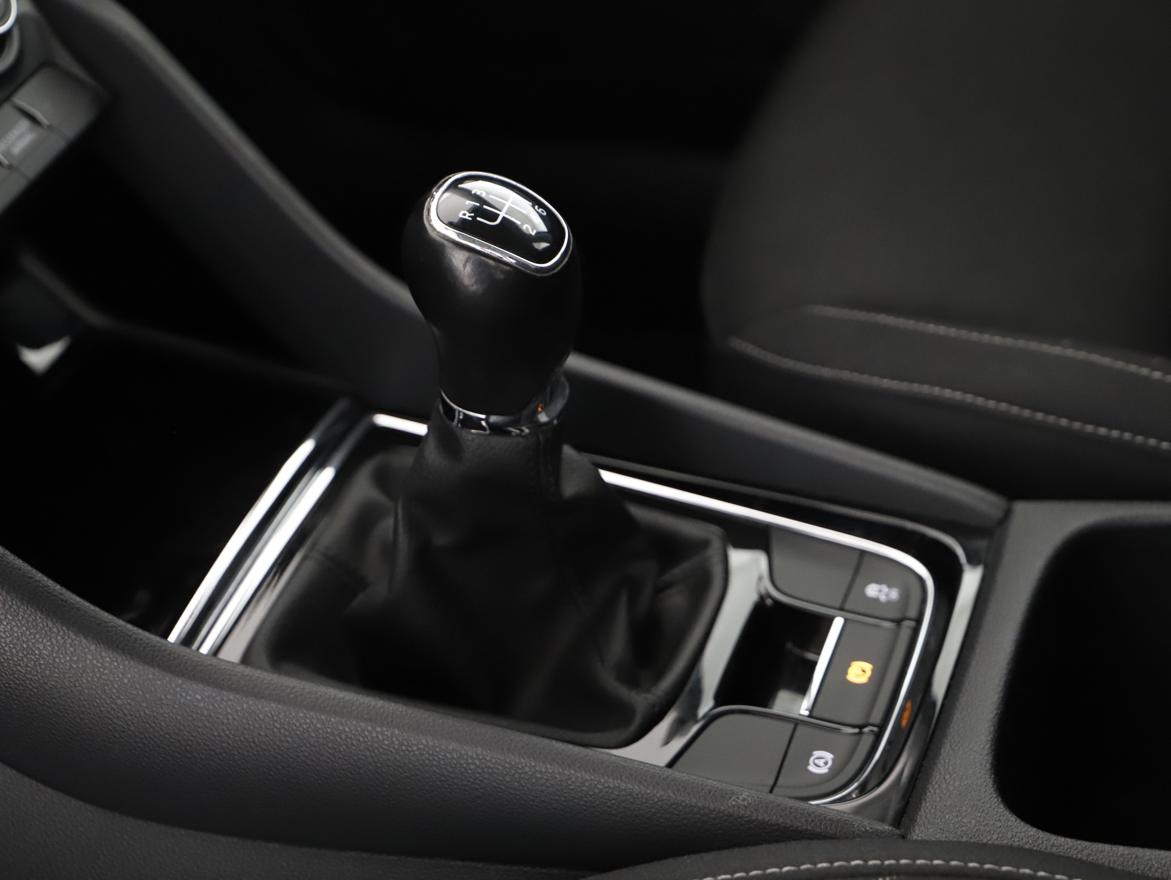 Skoda Karoq 2.0 TDI Ambition | Bild 5 von 22