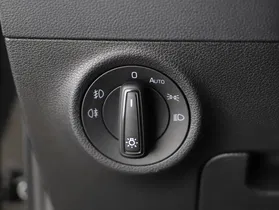 Skoda Karoq 2.0 TDI Ambition | Thumbnail 18 von 28