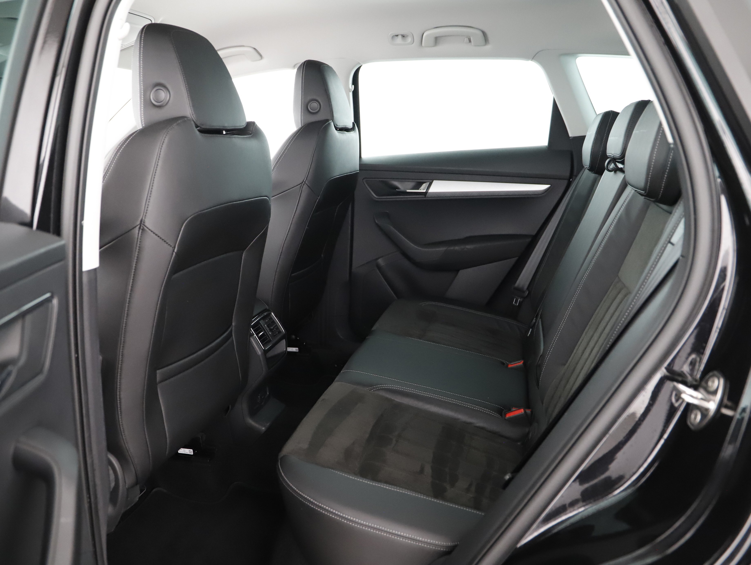 Skoda Karoq 2.0 TDI Ambition | Bild 12 von 28