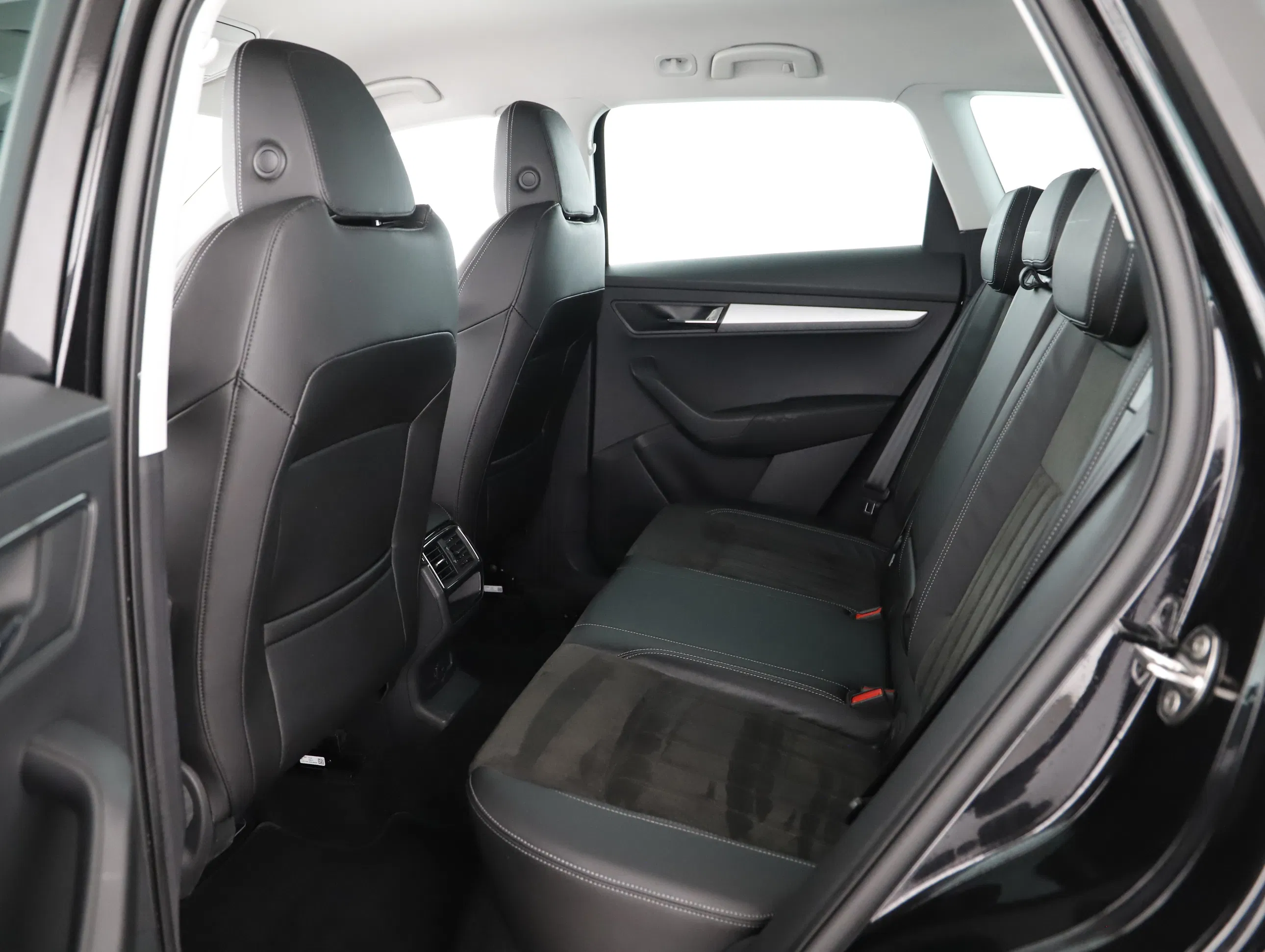 Skoda Karoq 2.0 TDI Ambition | Bild 12 von 28