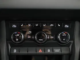Skoda Karoq 2.0 TDI | Thumbnail 13 von 21