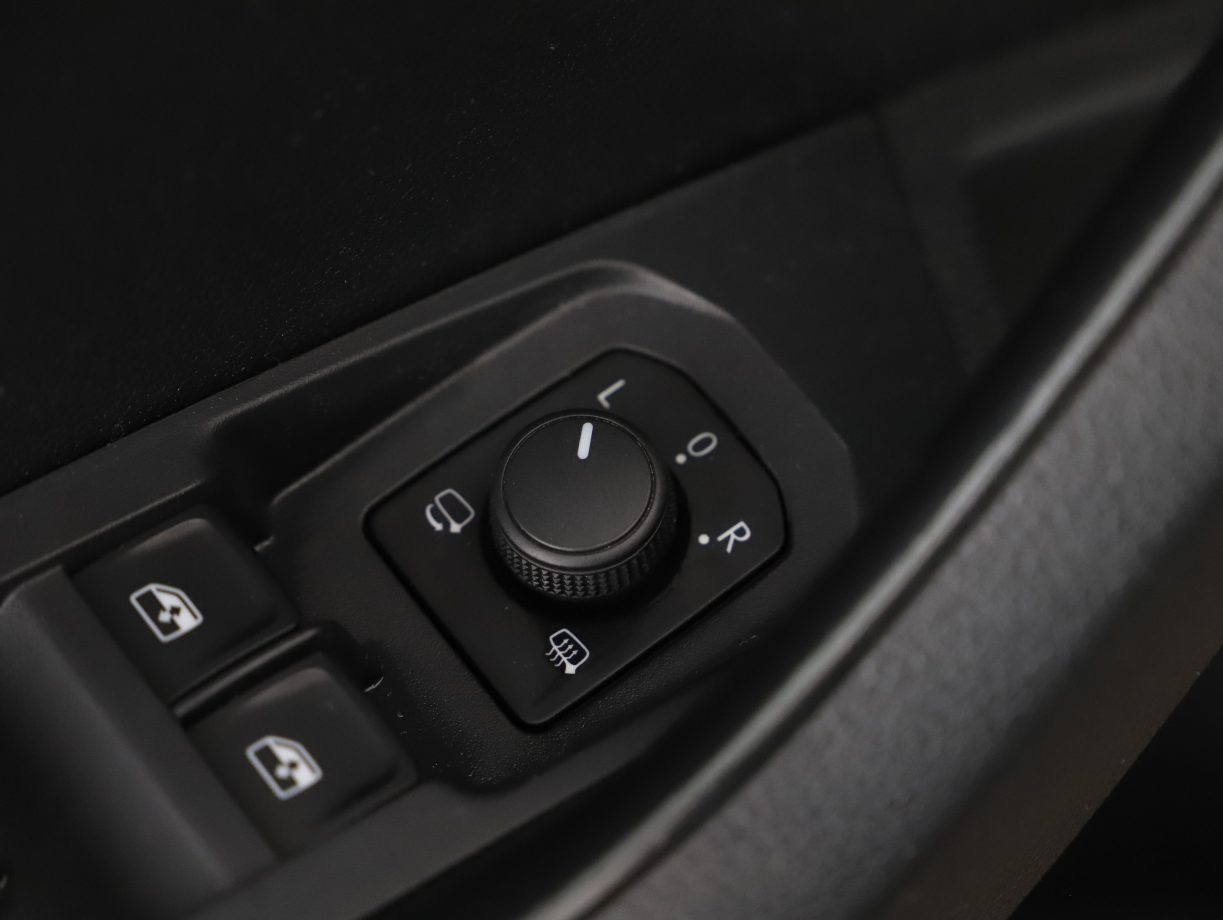 Skoda Karoq 2.0 TDI | Bild 5 von 21