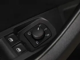 Skoda Karoq 2.0 TDI | Thumbnail 5 von 21