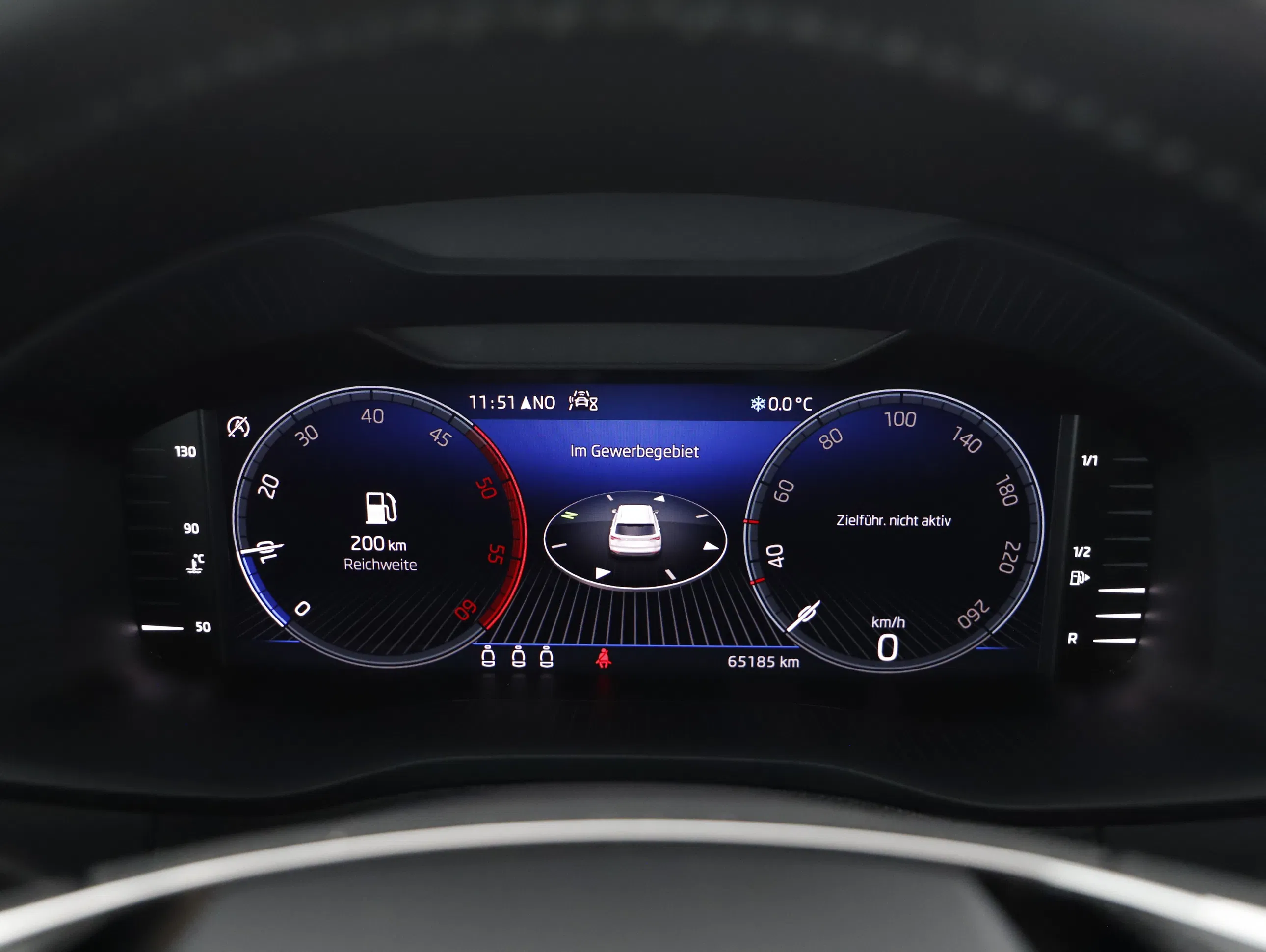 Skoda Karoq 2.0 TDI | Bild 11 von 21