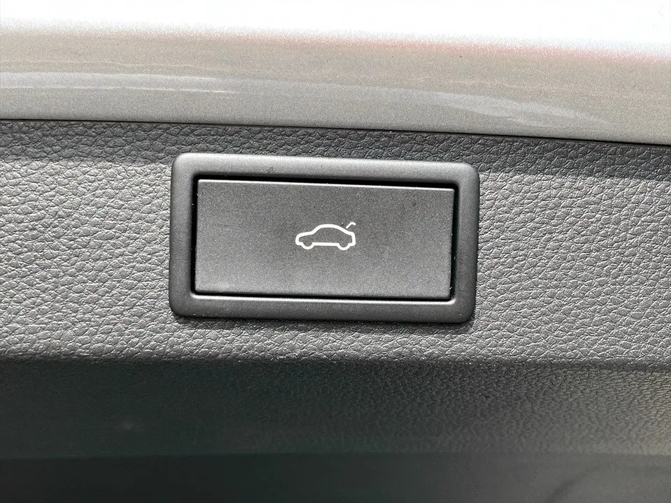 Skoda Karoq 2.0 TDI Amb. DSG | Bild 22 von 23