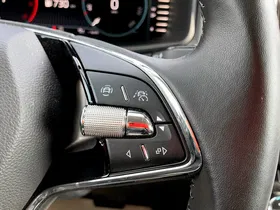 Skoda Karoq 2.0 TDI Amb. DSG | Thumbnail 17 von 23