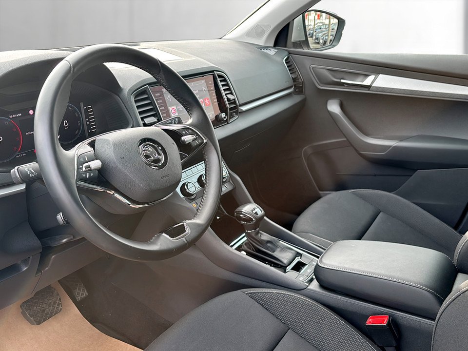 Skoda Karoq 2.0 TDI Amb. DSG | Thumbnail 7 von 16