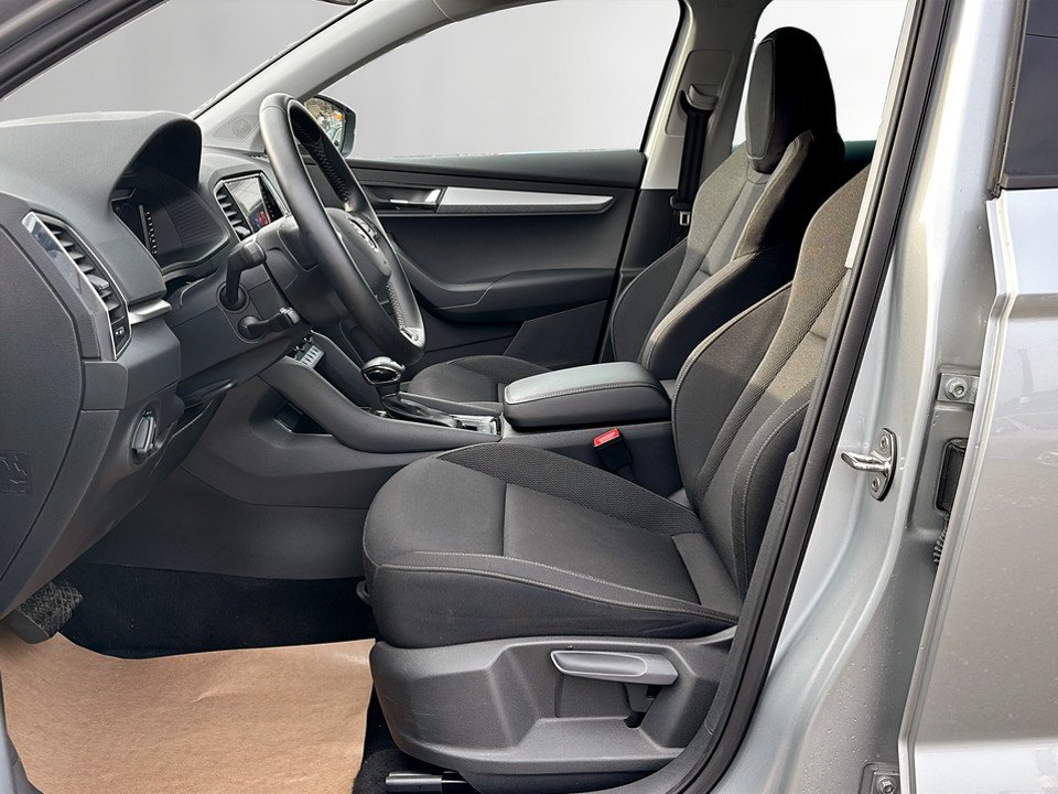 Skoda Karoq 2.0 TDI Amb. DSG | Thumbnail 8 von 16