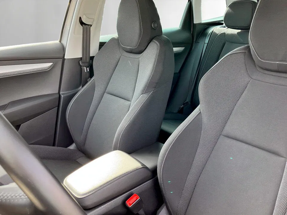 Skoda Karoq 2.0 TDI Amb. DSG | Bild 12 von 23