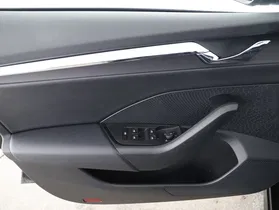 Skoda Octavia Combi 2.0 TDI Style DSG | Thumbnail 15 von 22