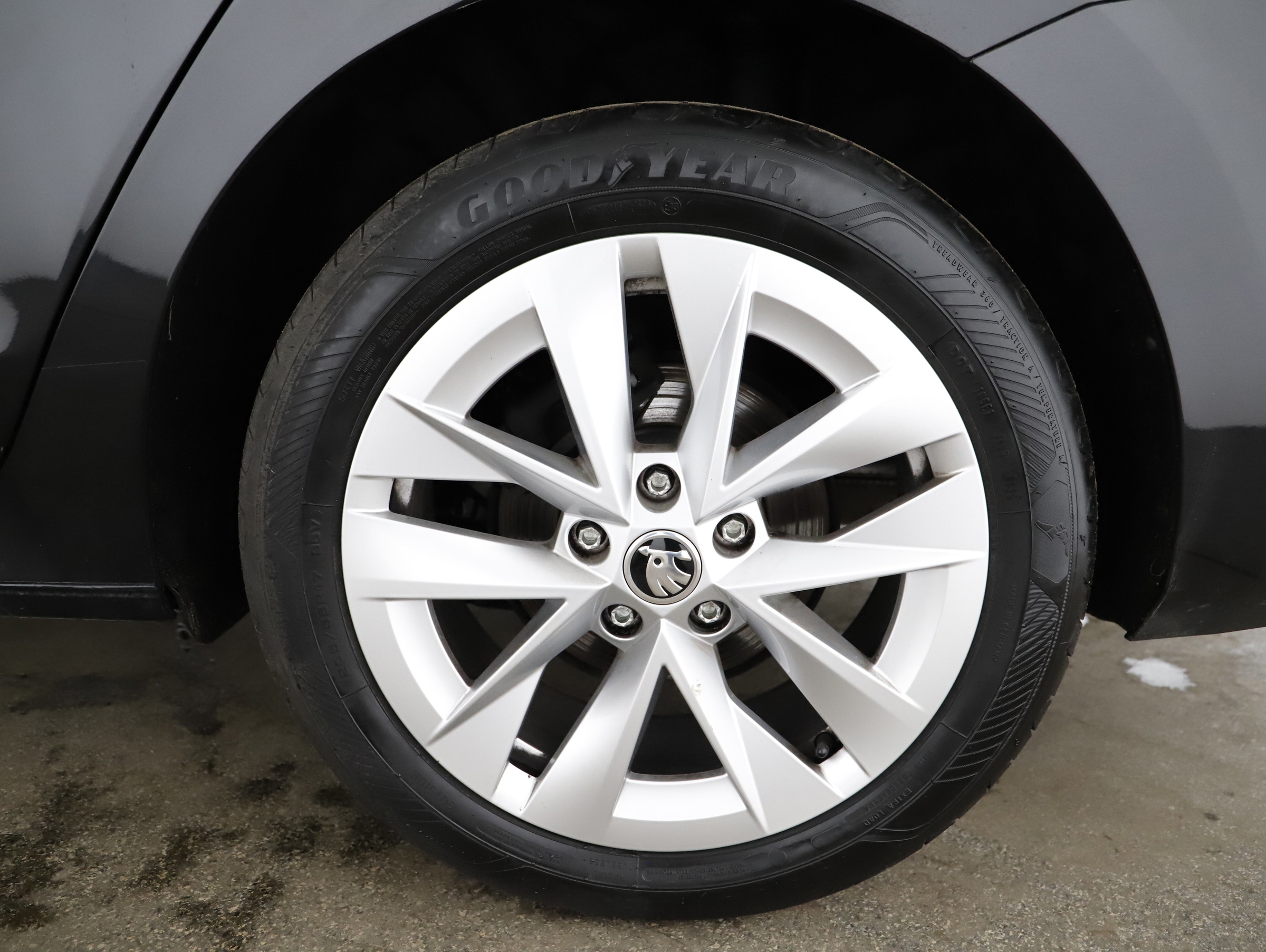 Skoda Octavia Combi 2.0 TDI Style DSG | Bild 21 von 22