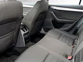 Skoda Octavia Combi 1.6TDI DSG Ambition | Thumbnail 19 von 21