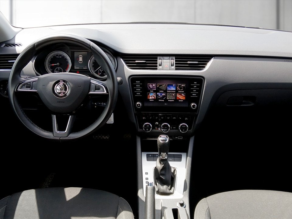 Skoda Octavia Combi 1.6TDI DSG Ambition | Bild 11 von 21