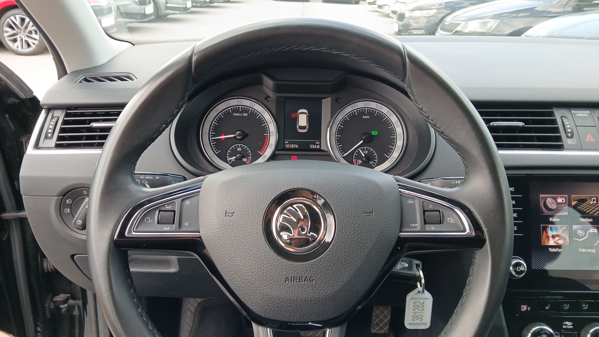 Skoda Octavia Combi 1.6TDI DSG Ambition | Bild 12 von 21