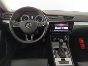 Skoda Superb Combi 1.6 TDI Ambition | Thumbnail 14 von 30