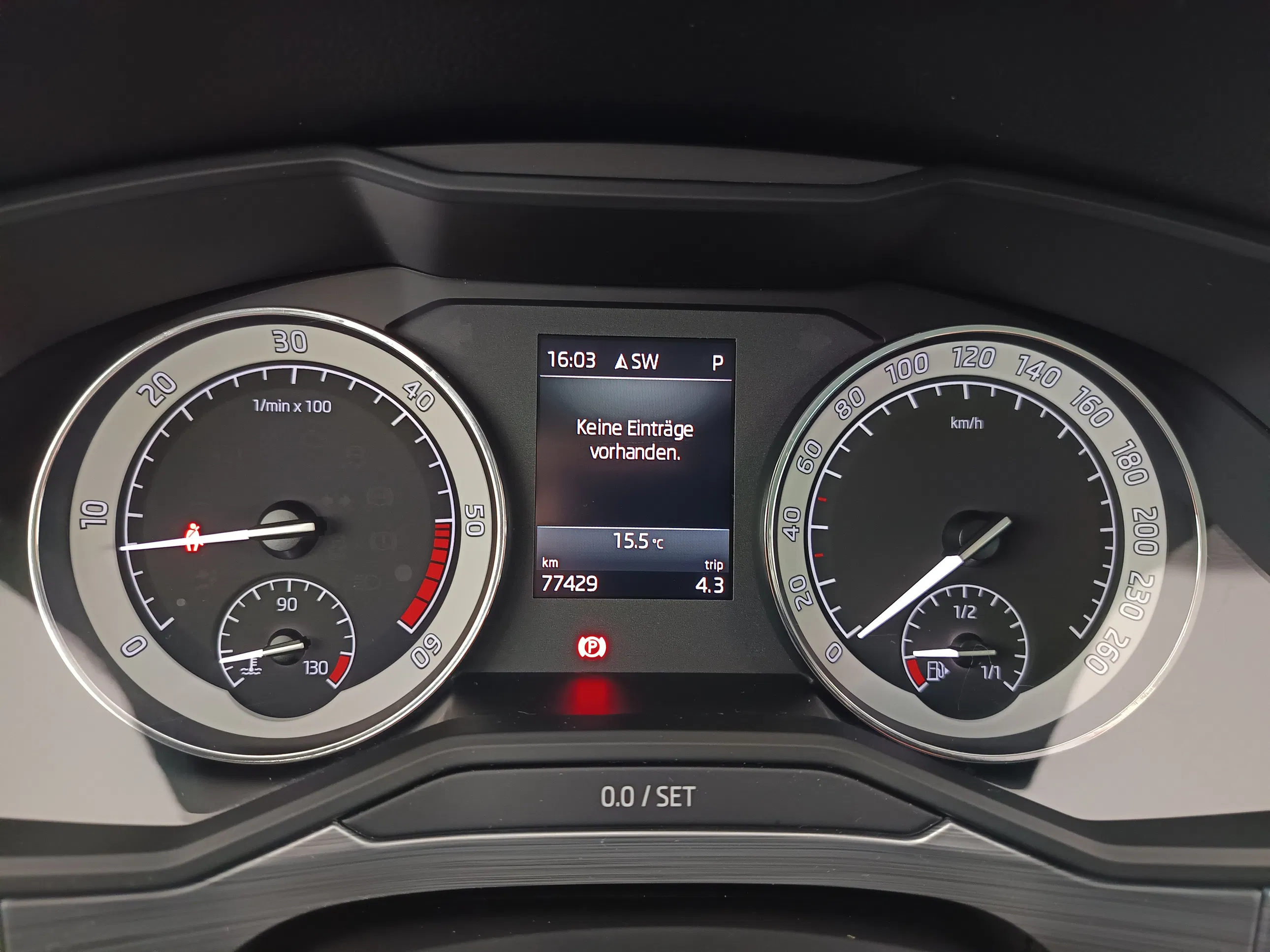 Skoda Superb Combi 1.6 TDI Ambition | Bild 15 von 30