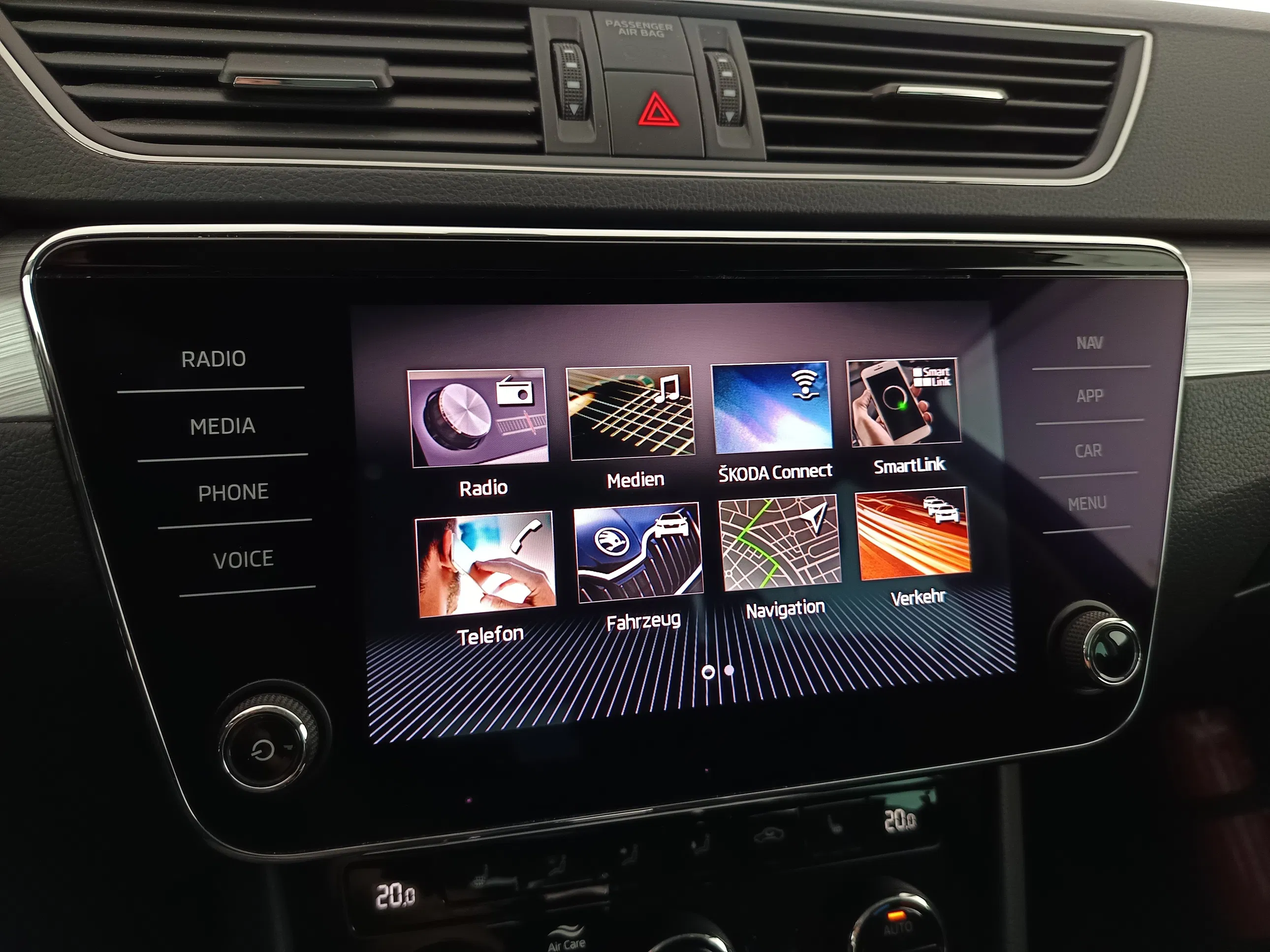 Skoda Superb Combi 1.6 TDI Ambition | Bild 20 von 30