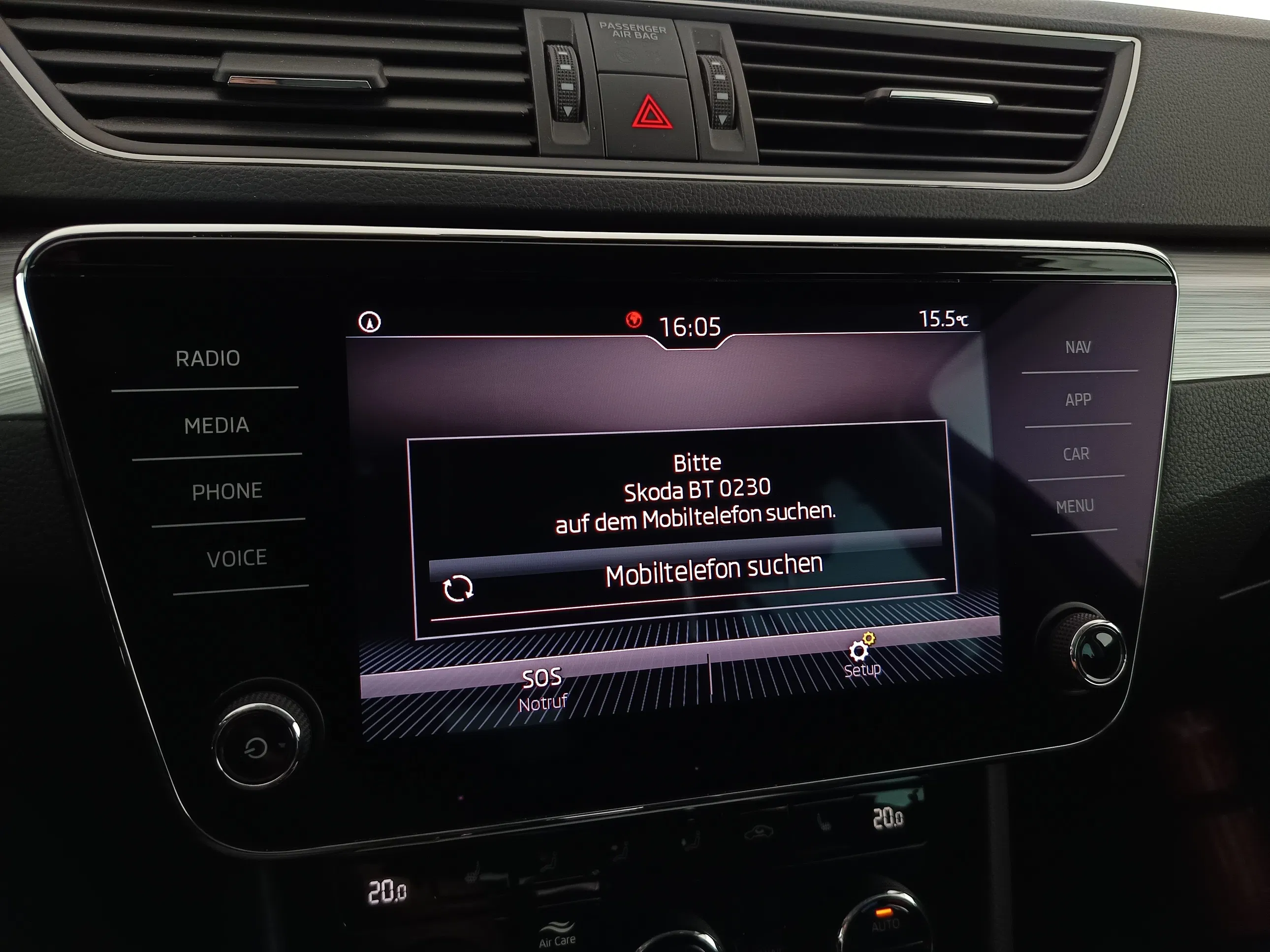 Skoda Superb Combi 1.6 TDI Ambition | Bild 26 von 30