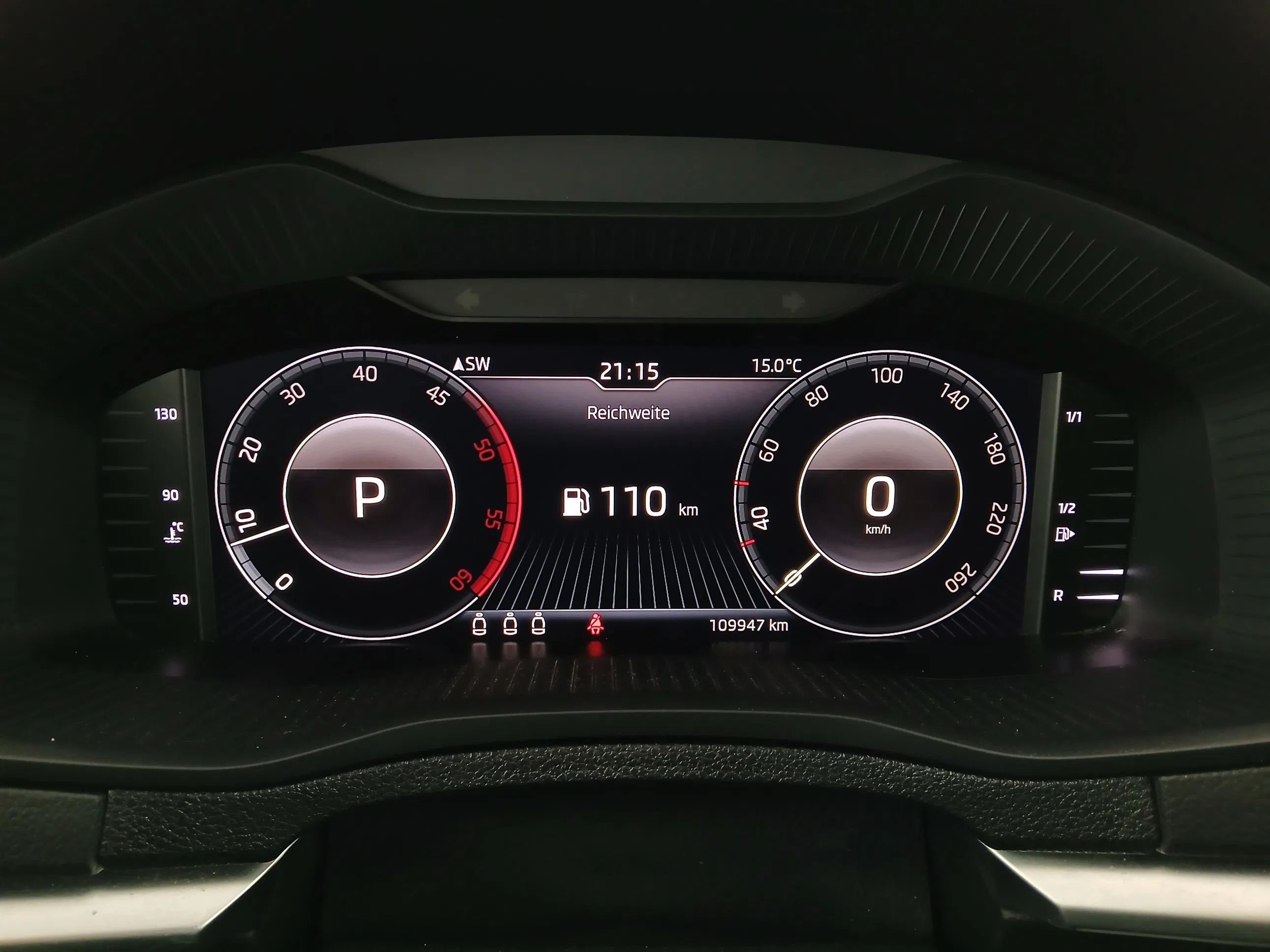 Skoda KAROQ Style Limited TDI DSG | Bild 15 von 29