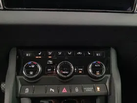 Skoda KAROQ Style Limited TDI DSG | Thumbnail 26 von 29