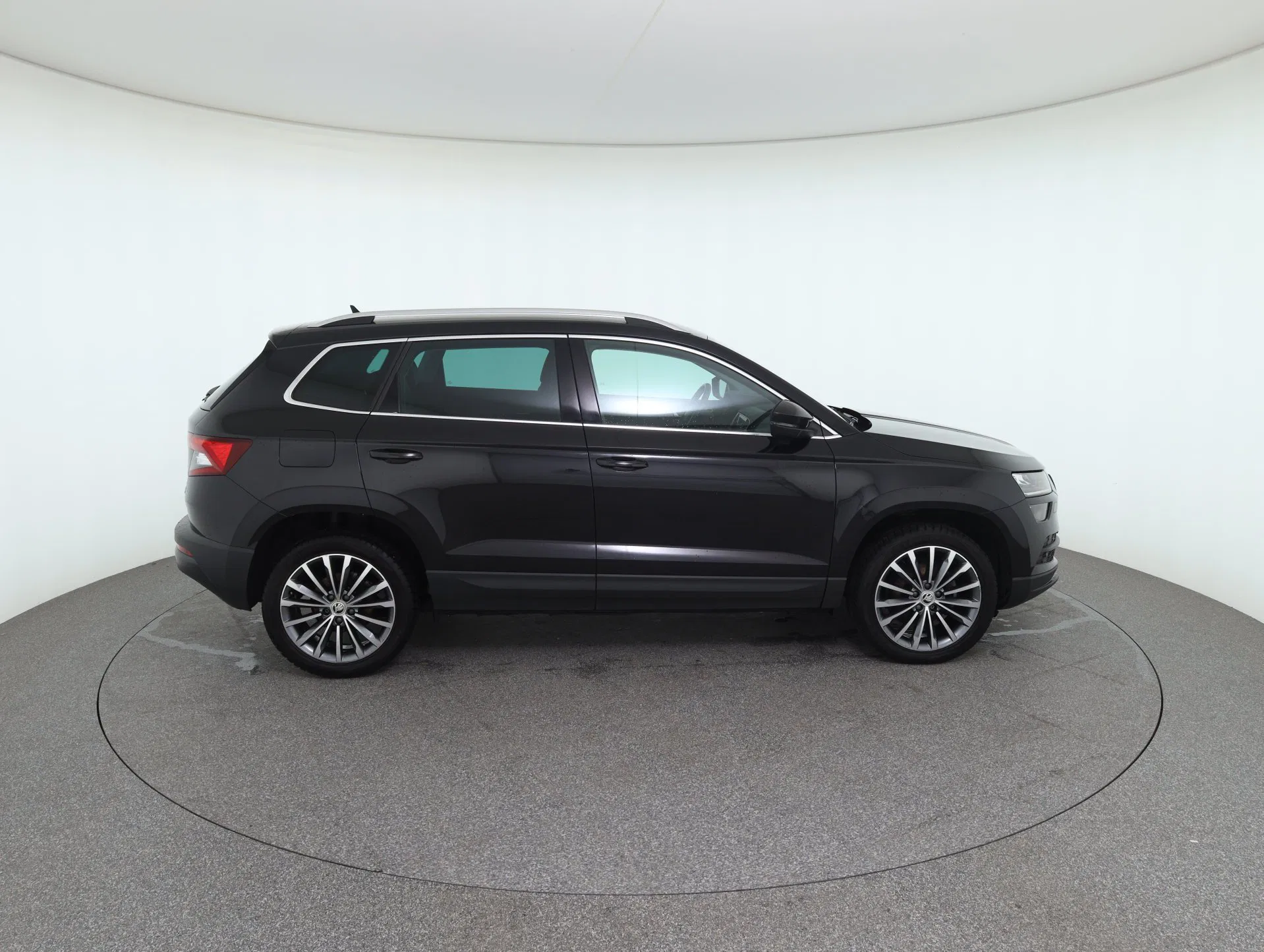 Skoda KAROQ Style Limited TDI DSG | Bild 4 von 29