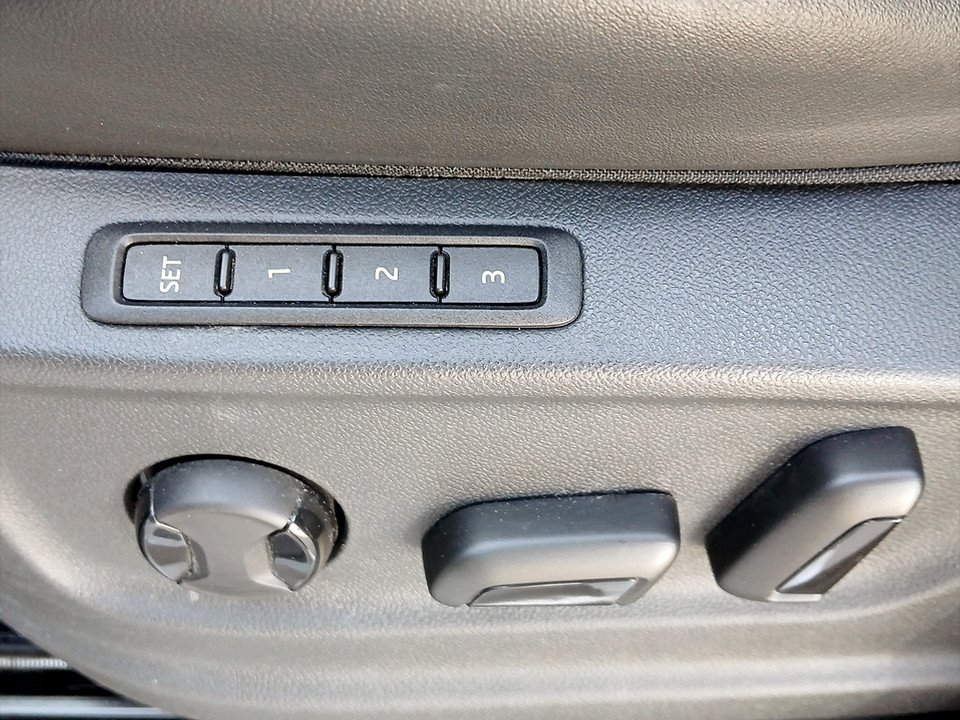 Skoda Karoq TDI DSG Style | Bild 9 von 25