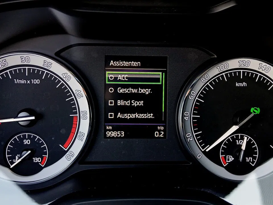 Skoda Karoq TDI DSG Style | Bild 14 von 25