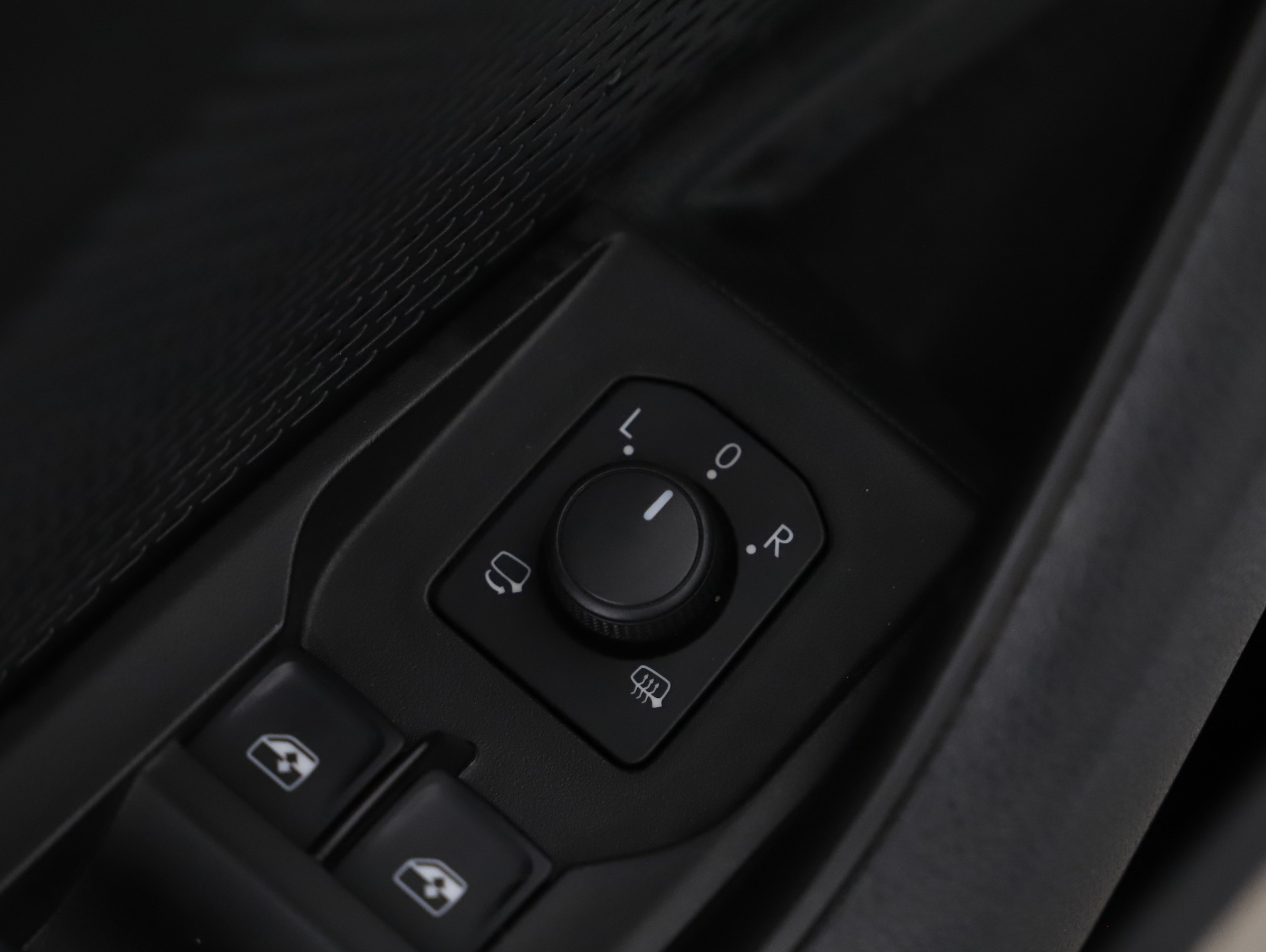 Skoda Octavia Combi 2.0 TDI Business | Bild 12 von 30